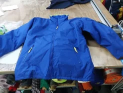 6#8597 Abbigliamento