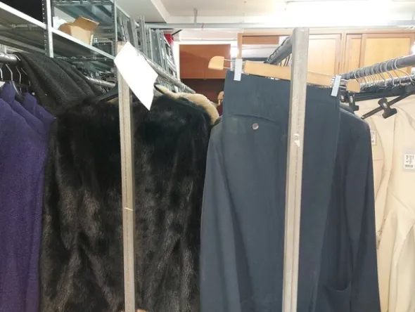 2#7660 Abbigliamento