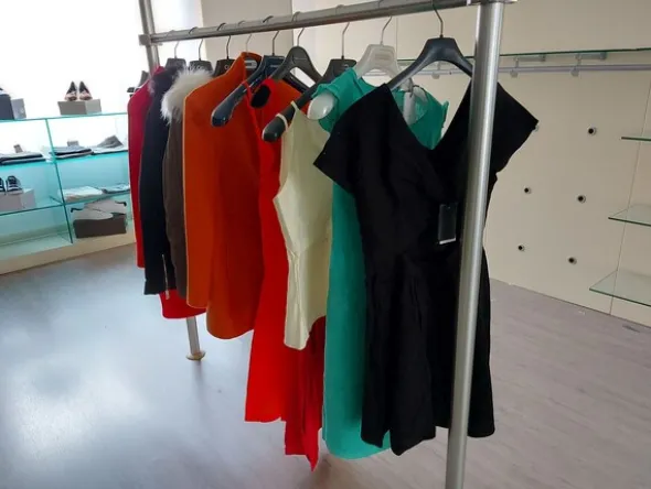 1#8466 Abbigliamento e calzature
