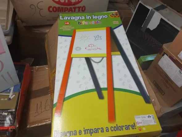 1#5471 Abbigliamento e giocattoli