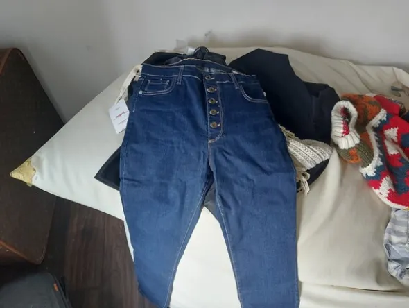 1#7906 Abbigliamento per donna e manichini
