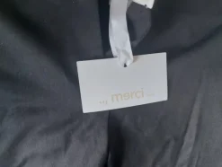 1#7906 Abbigliamento per donna e manichini