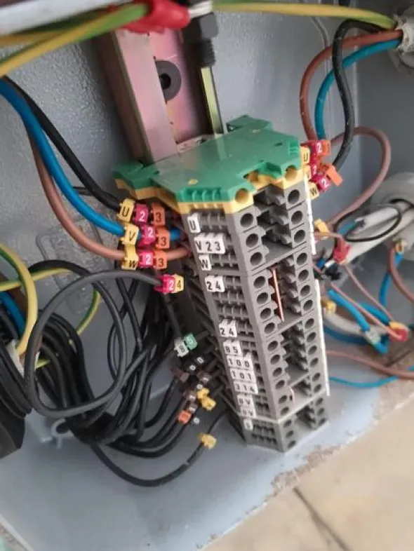 1#8665 Accatastatore automatico per pallet