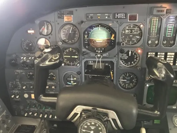 1#4312 AEROMOBILE CESSNA C 501