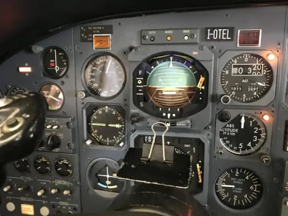 1#4312 AEROMOBILE CESSNA C 501
