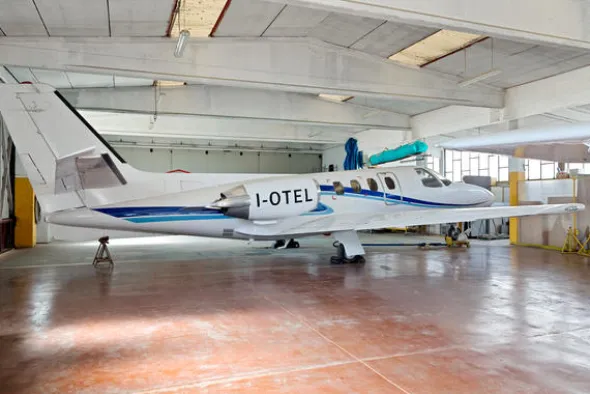 1#4312 AEROMOBILE CESSNA C 501