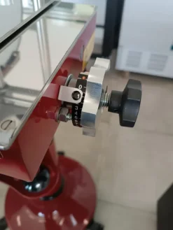 AFFETTATRICE A VOLANO SERIE LUSSO LAMA DA 300