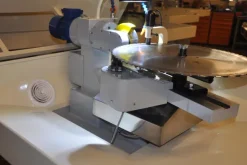 Affilatrice per lame circolari CNC 3000 B