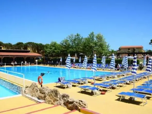 #25696 AFFITTO di azienda alberghiera a Marinella di Selinunte