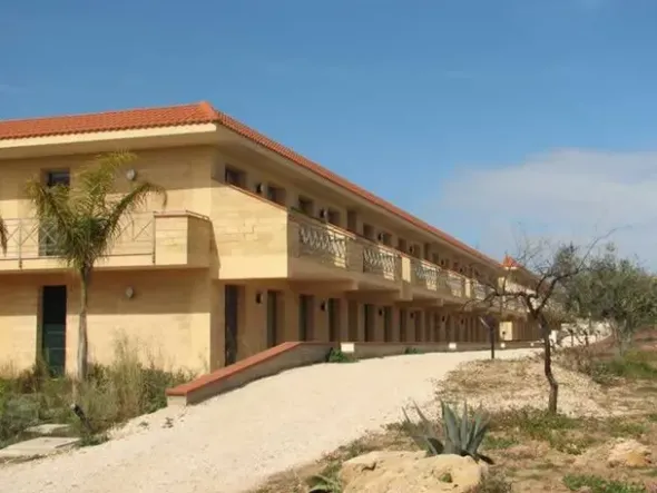 #25696 AFFITTO di azienda alberghiera a Marinella di Selinunte