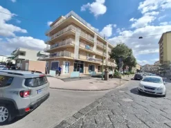 #24679 AFFITTO - locale commerciale a Marigliano