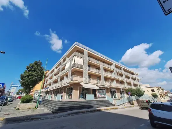 #24679 AFFITTO - locale commerciale a Marigliano