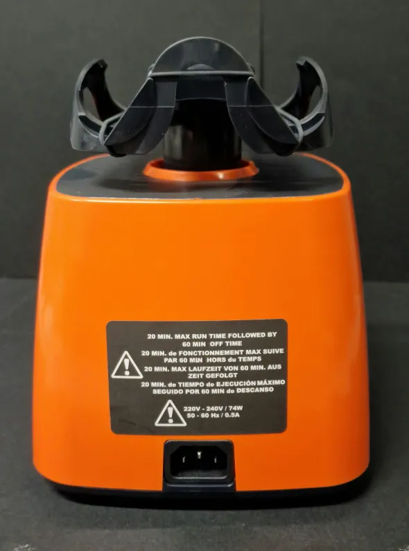 Agitatore LLG-uniTEXER with universal attachment