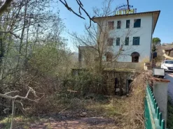#12105 Albergo con ristorante e pertinenze