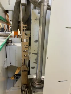 AL1053-1465Centro di lavoro per infissi