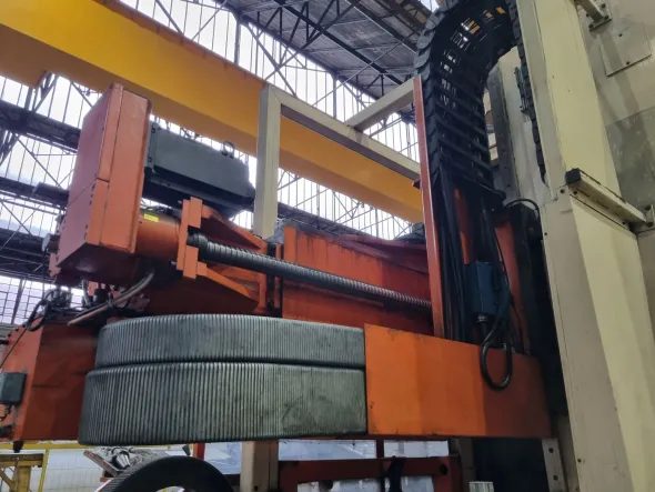 Alesatrice CNC Forest Line montante mobile