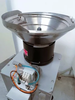 ALIMENTATORE VIBRANTE A TAZZA-TAD (PH-PR-ALI-107)