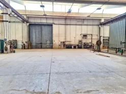 #2534002 Ampio complesso industriale a Jesi
