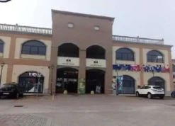 #25579 Ampio locale commerciale
