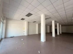 #2639747 Ampio locale commerciale