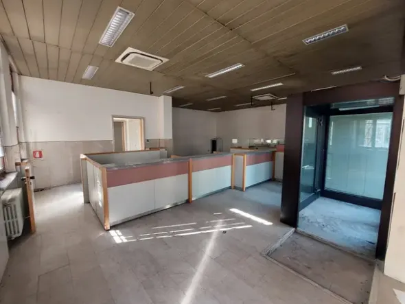 #2638158 Ampio locale in vendita