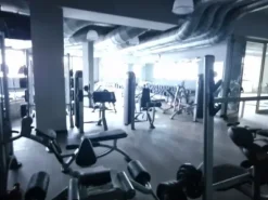 #2535015 Ampio locale uso palestra