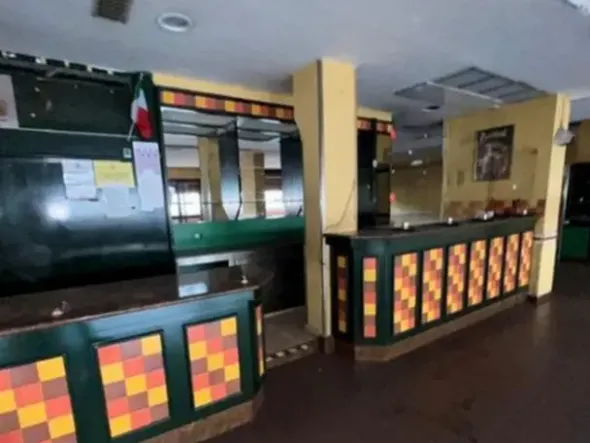 #2537526 Ampio negozio ex ristorante