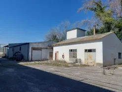 #26059 Ampio opificio in vendita a Giulianova