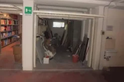 #21756 Ampio ufficio al piano terra oltre a tre autorimesse