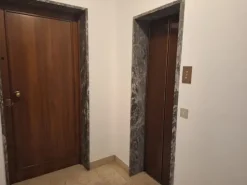 #2638530 Ampio ufficio con cantina e parcheggi di pertinenza