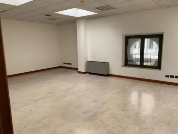 #2536602 Ampio ufficio in zona centrale
