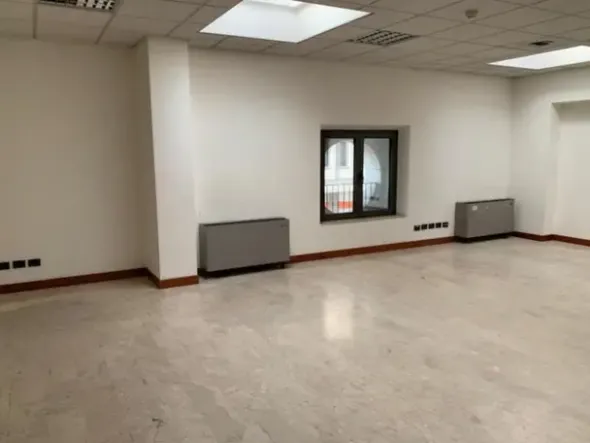 #2536602 Ampio ufficio in zona centrale