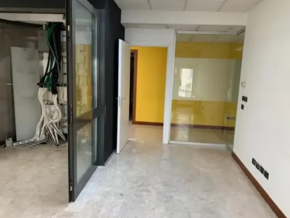 #2536602 Ampio ufficio in zona centrale