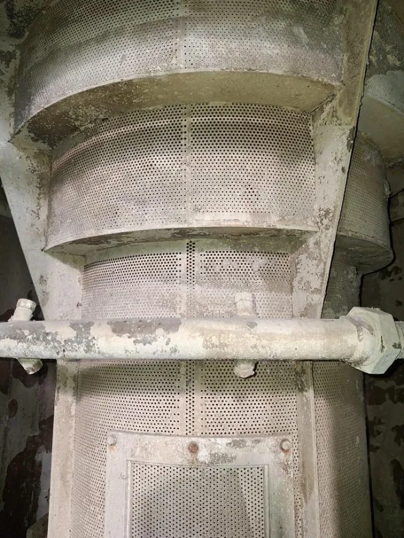 1998 AMUT CENTRIFUGAL DRYER