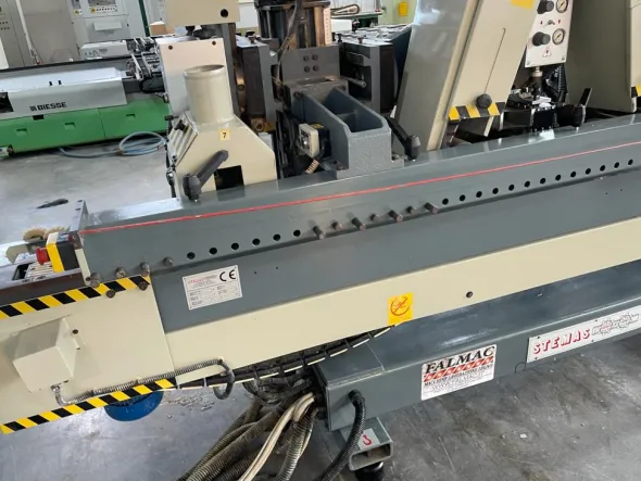 AN814 - 1085Levigatrice per bordi marca Stemas