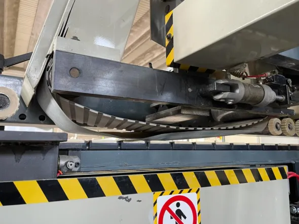 AN814 - 1085Levigatrice per bordi marca Stemas