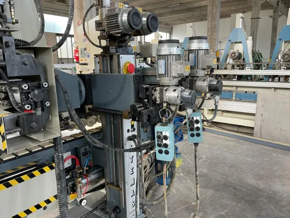 AN814 - 1085Levigatrice per bordi marca Stemas
