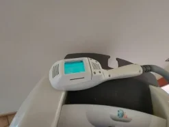 1#7105 Apparecchiatura di depilazione a lampada pulsata Bi Yu Velvet