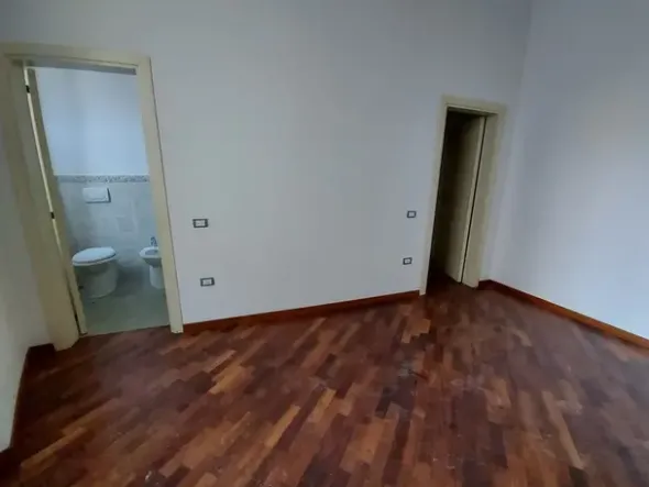 #19782 Appartamento in centro storico, attualmente ufficio con possibilità di cambio d’uso in residenziale