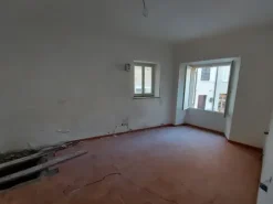 #19779 Appartamento in centro storico, attualmente ufficio con possibilità di cambio d’uso in residenziale