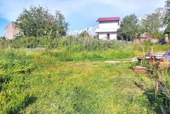 #2519021 Appezzamento di terreno e fabbricati rurali