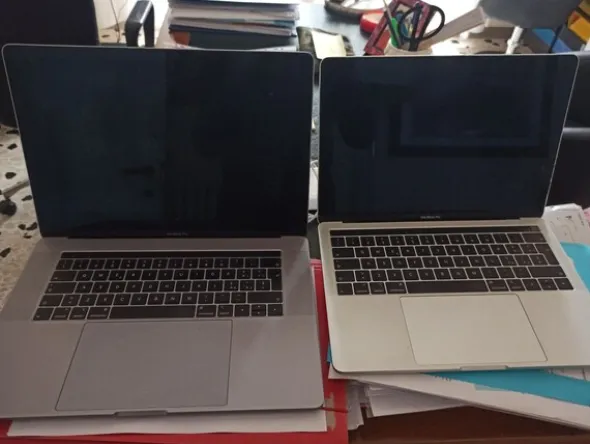 1#8175 Apple Macbook Pro