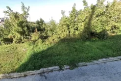 #2515112 Area completamento residenziale su pendio