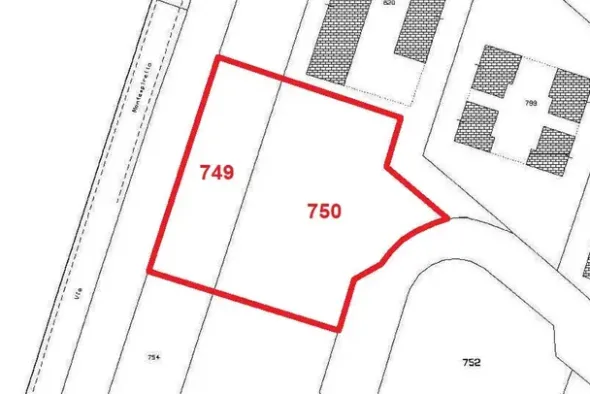 #21687 Area edificabile residenziale di 3069 mq