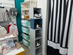 150#7915 Area negozio show room e vani accessori