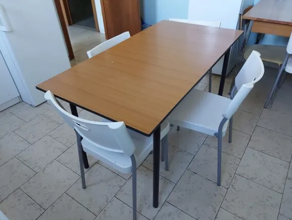 150#7915 Area negozio show room e vani accessori