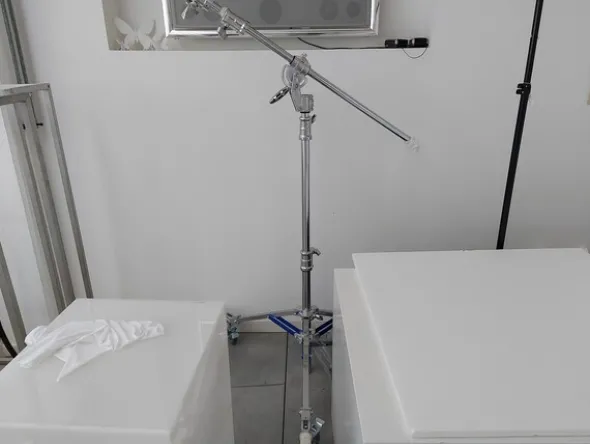150#7915 Area negozio show room e vani accessori