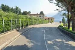 #22018 Area per giardino su sponde del Lago d’Iseo