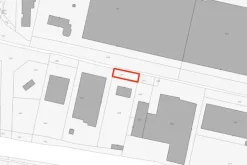 #25132 Area pertinenziale di 300 mq