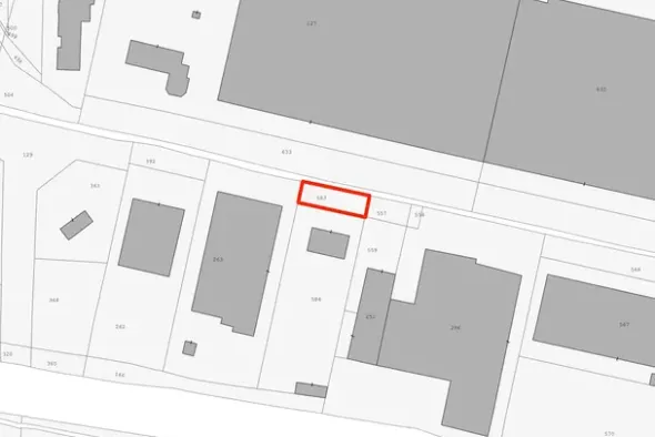 #25132 Area pertinenziale di 300 mq